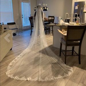 Cathedral Veil Ivory